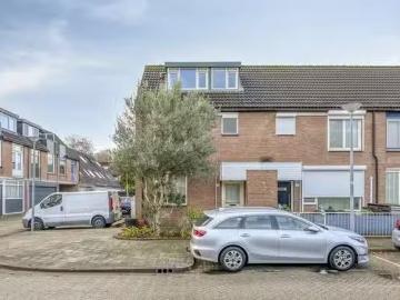Huis te koop Barcelonastraat in Rotterdam voor € 375.000