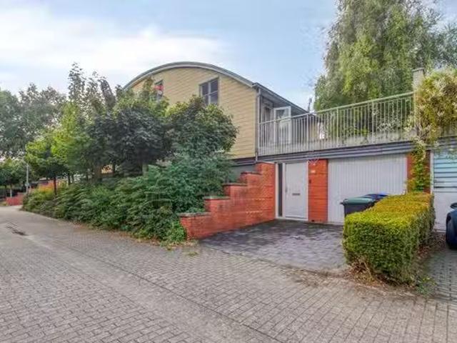 Huis te koop Bette Davisstraat 20 in Almere voor € 565.000
