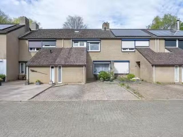 Huis te koop Bellomontedomein 96 in Maastricht voor € 325.000