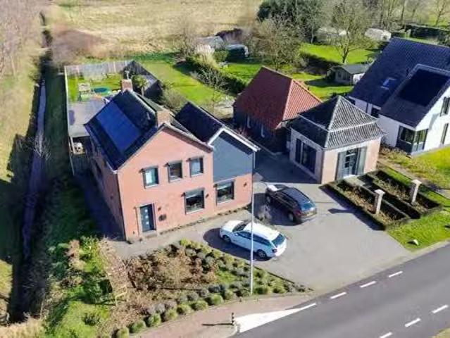 Huis te koop Belletablestraat 4 in Venlo voor € 710.000