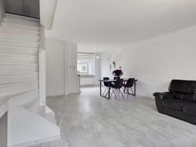 Huis te koop Bergmannstraat 12 in Den Haag voor € 335.000