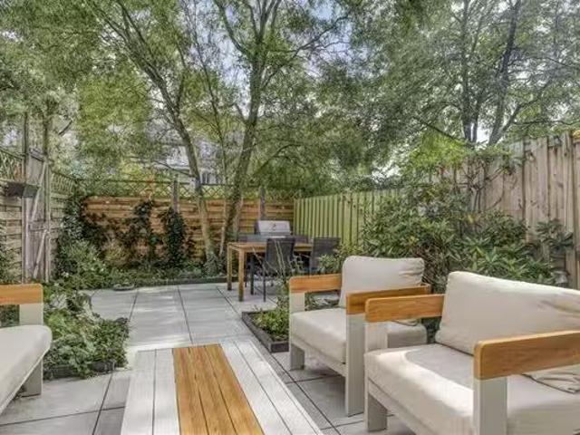 Huis te koop Bertha von Suttnerstraat 4 in Amsterdam voor € 42.