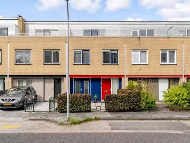 Huis te koop Brederostraat 34 in Almere voor € 485.000