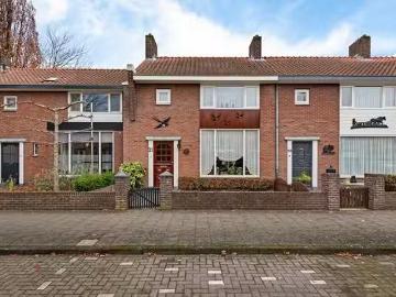 Huis te koop Broekakkerseweg 16 in Eindhoven voor € 385.000