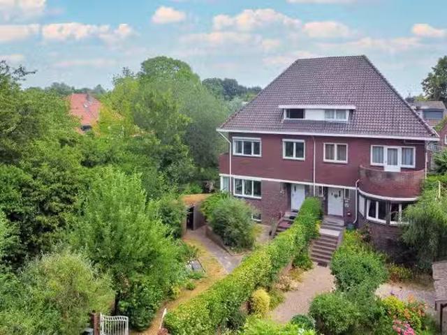 Huis te koop Burgemeester van Liebergenstraat 12 in Venlo voor.