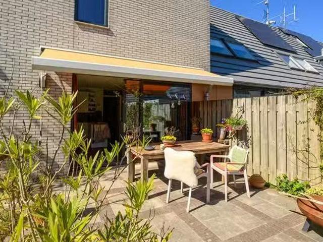 Huis te koop Goudkarpersingel 8 in Den Haag voor € 639.500