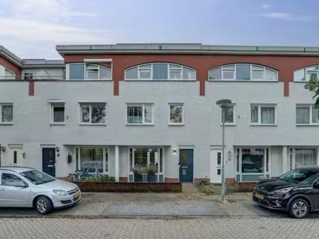 Huis te koop Ganzerikstraat in Venlo voor € 375.000
