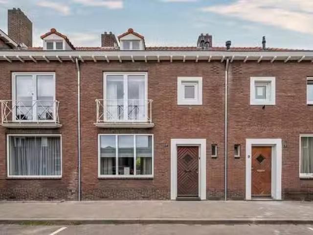 Huis te koop Graaf Hendrik van den Bergstraat 11 in Venlo voor.