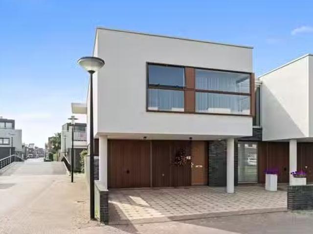 Huis te koop Groenland 62 in Den Haag voor € 795.000