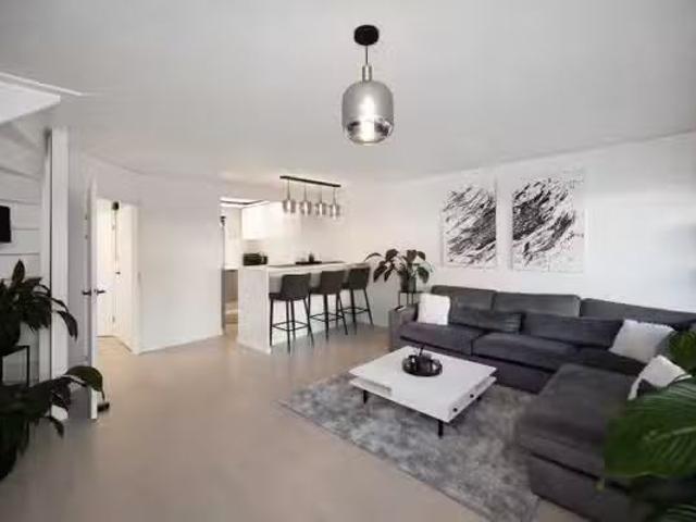 Huis te koop Gustaaf Gelderstraat 60 in Almere voor € 450.000