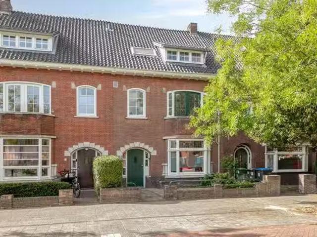 Huis te koop Douglashout 116 in Eindhoven voor € 685.000