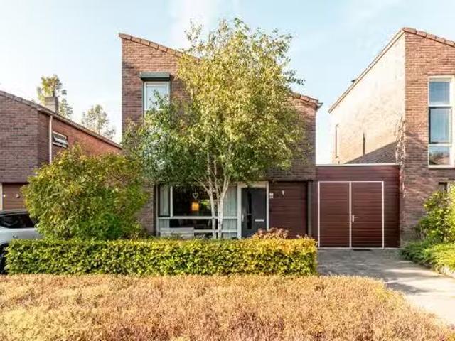 Huis te koop Doerianstraat 6 in Almere voor € 580.000
