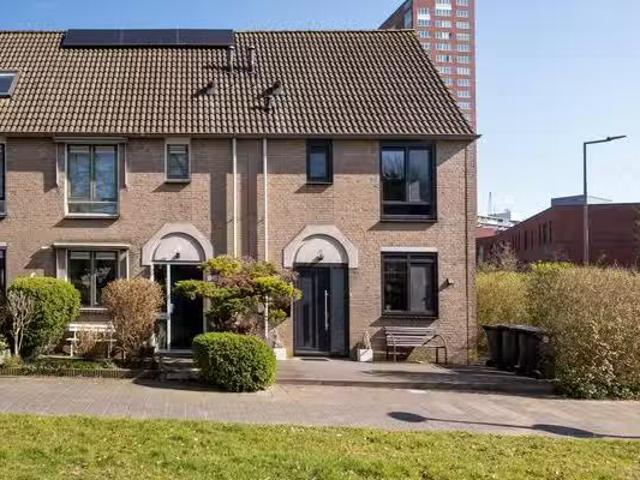 Huis te koop Donkerslootstraat 45 in Rotterdam voor € 375.000