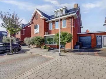 Huis te koop Dalenoord in Rotterdam voor € 895.000