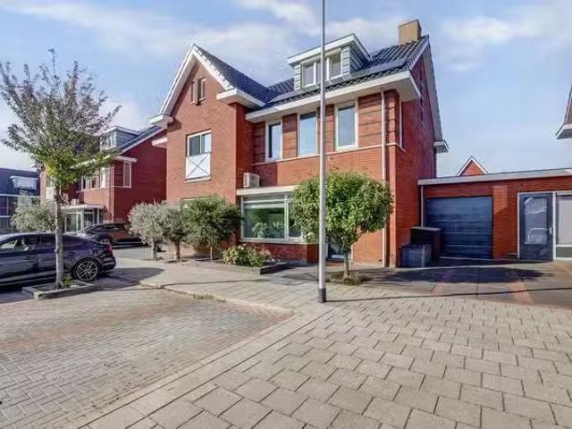 Huis te koop Dalenoord in Rotterdam voor € 895.000