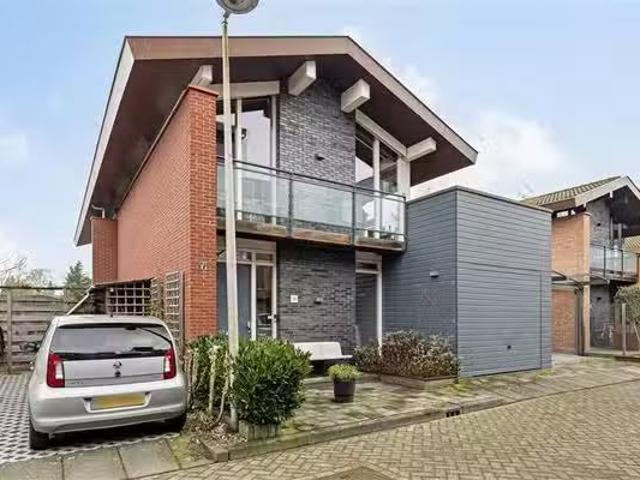 Huis te koop De Goedemeent 25 in Purmerend voor € 900.000