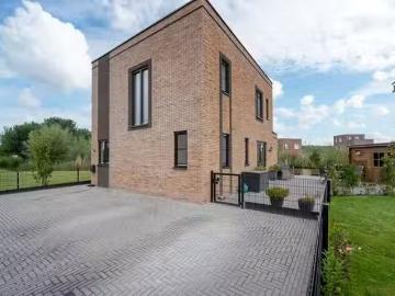 Huis te koop De Tol in Almere voor € 665.000
