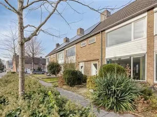 Huis te koop de Vier Heemskinderenlaan 7 in Eindhoven voor € 3.