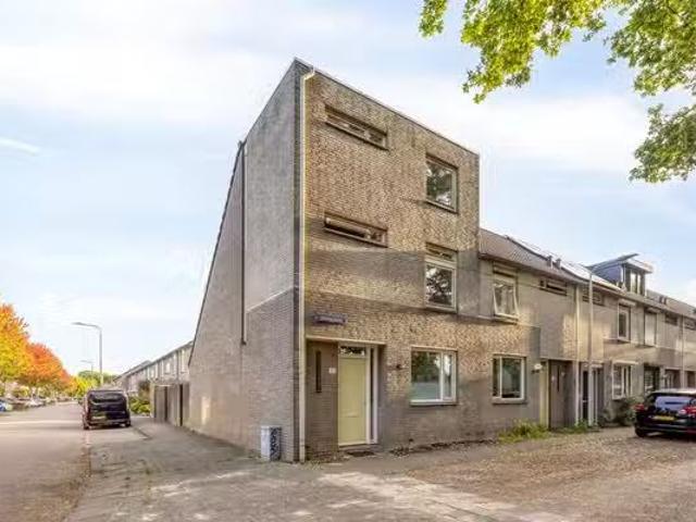 Huis te koop Dreischorstraat 48 in Tilburg voor € 395.000