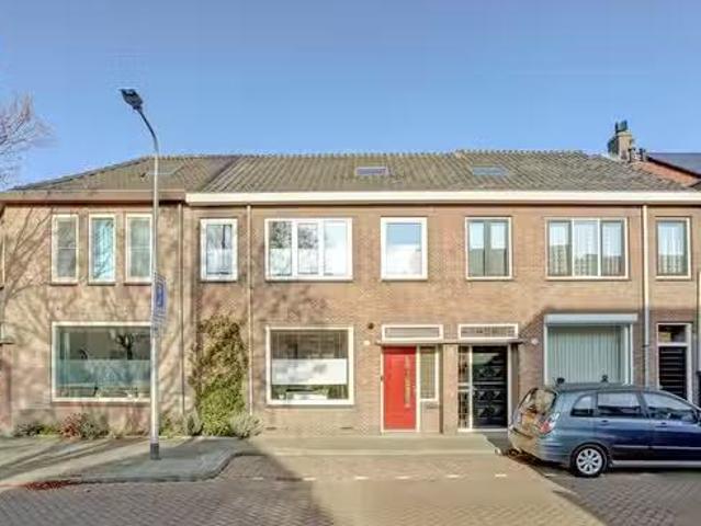 Huis te koop Dudokhof 84 in Tilburg voor € 500.000