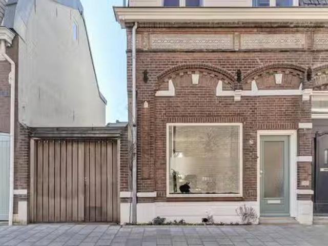 Huis te koop Duifstraat 8 in Tilburg voor € 350.000