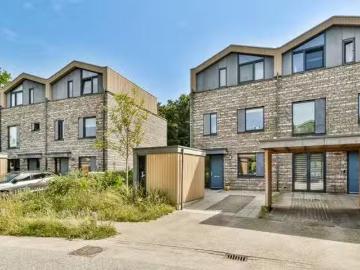 Huis te koop Duinvoetstraat in Almere voor € 750.000