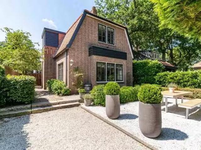Huis te koop Enkhuizensestraat 19 F in Den Haag voor € 1.025.000