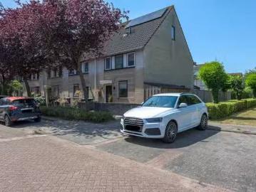Huis te koop Eikenstraat 77 in Almere voor € 490.000