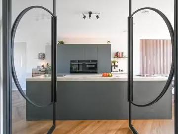 Huis te koop Elisabeth van Brunswijklaan 6 in Den Haag voor €.