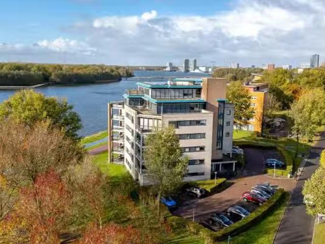 Huis te koop Folkloreweg in Almere voor € 495.000