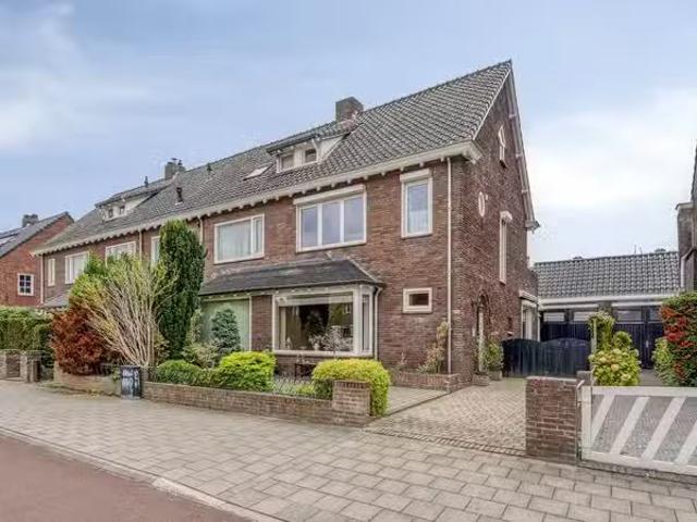 Huis te koop Floralaan Oost 66 in Eindhoven voor € 600.000