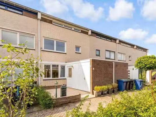 Huis te koop Floris Versterstraat in Almere voor € 445.000