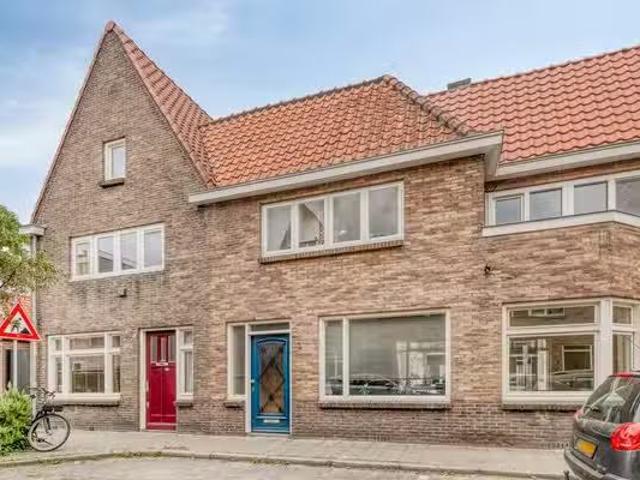 Huis te koop Fuchsiastraat 15 in Eindhoven voor € 450.000