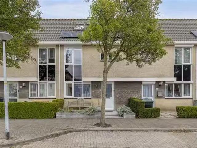 Huis te koop Koolzaadweg 35 in Almere voor € 425.000