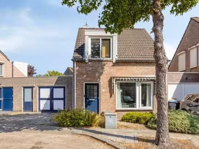 Huis te koop Korenbloemstraat 25 in Tilburg voor € 445.000