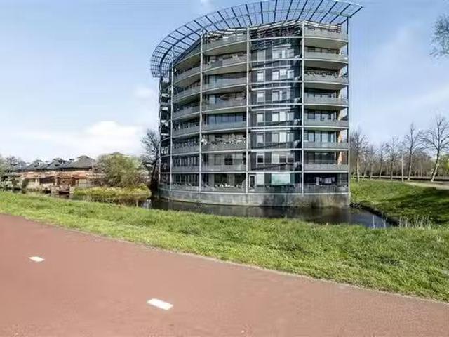 Huis te koop Kamillestraat 1 in Purmerend voor € 425.000