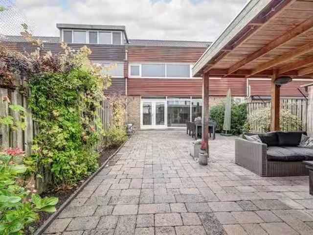Huis te koop Kandinskystraat 23 in Almere voor € 495.000
