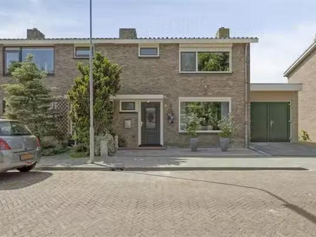 Huis te koop Karpaten 18 in Purmerend voor € 625.000