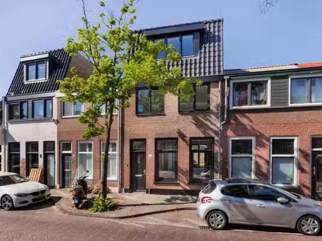 Huis te koop Kinderhuisvest 49 in Haarlem voor € 739.000