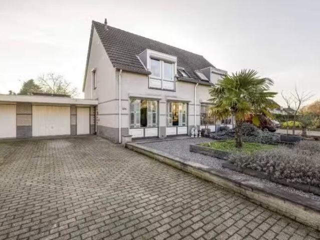 Huis te koop Klingerbergsingel 104 in Venlo voor € 449.000