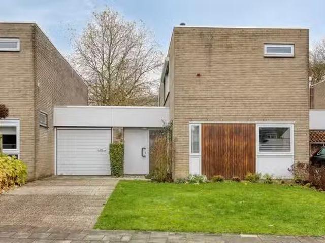 Huis te koop Klokbekerstraat in Maastricht voor € 365.000