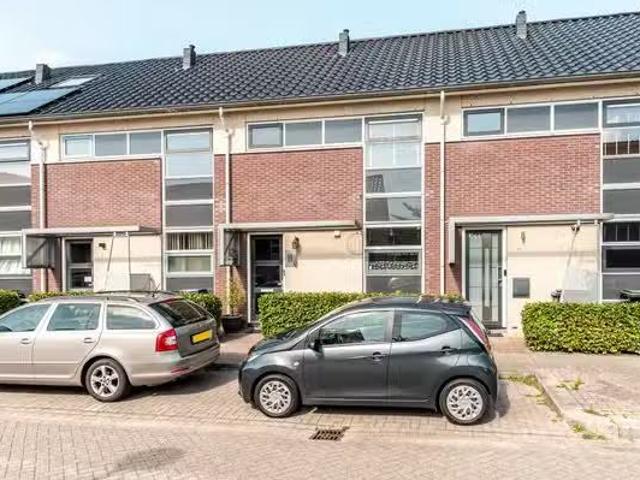 Huis te koop Krokusstraat 35 in Almere voor € 475.000