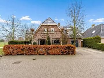 Huis te koop Kwartaalstraat 38 in Almere voor € 950.000