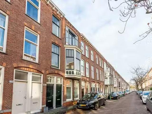 Huis te koop Honthorststraat 5 B in Den Haag voor € 359.000