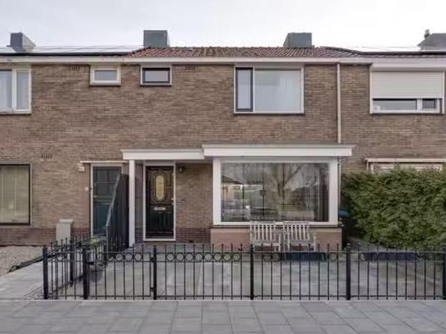 Huis te koop Hortlijnhof 36 in Purmerend voor € 375.000