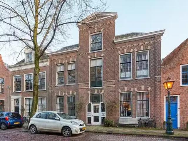 Huis te koop Haarlemmerstraat 266 266a in Leiden voor € 450.000