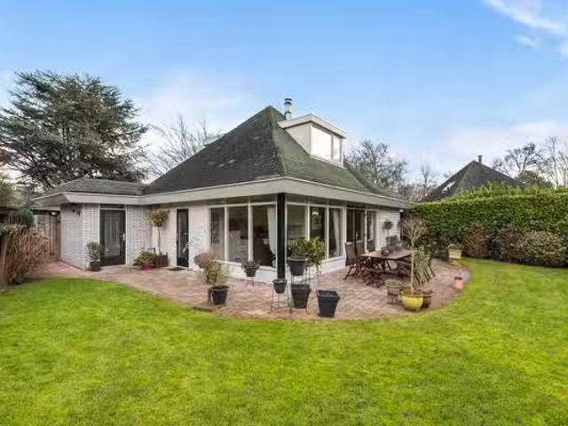 Huis te koop Het Oude Nieuwland 137 in Ouddorp voor € 285.000