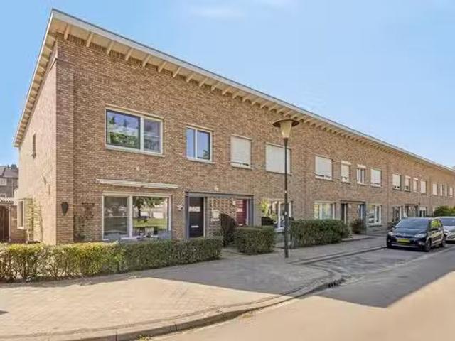 Huis te koop Heugemer Kerkstraat 13 in Maastricht voor € 450.000