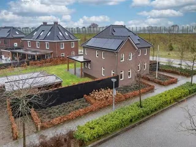 Huis te koop In het Veld 2 in Venlo voor € 895.000