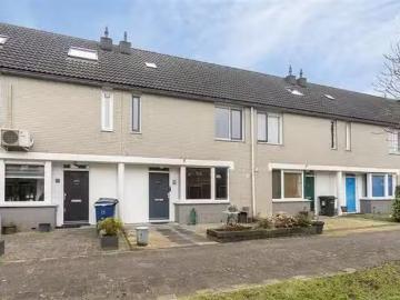 Huis te koop J. A. Brinkmanstraat 83 in Almere voor € 435.000